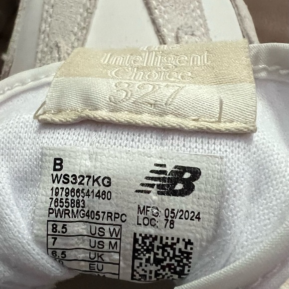 New Balance 327 - Picture 4 of 4